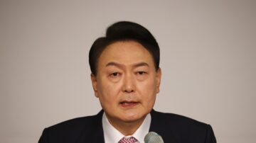 韩国亲美总统当选 得益民间反共潮