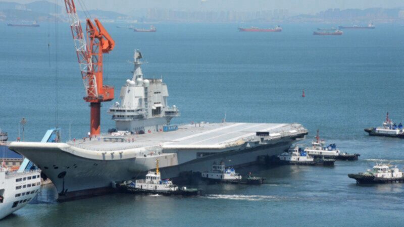中共双航母首次现身太平洋 日本警戒升级
