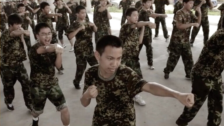 手機存軍訓照 中國留學生遭澳洲海關遣返