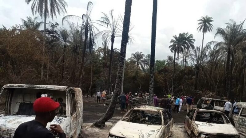 尼日利亚非法炼油设施爆炸 逾百人被烧焦