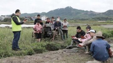 廣西推出紅色「習寶書」 被批「毛語錄」還魂