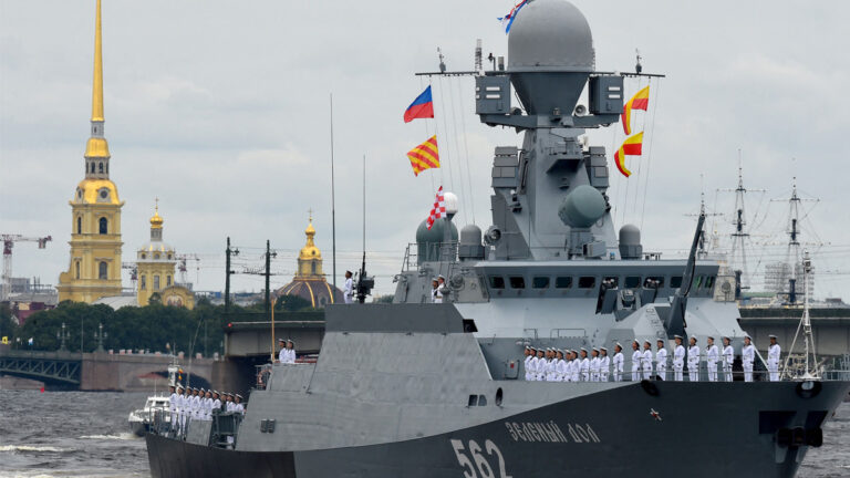 烏通過新法 俄兵交出戰機或軍艦獎100萬美元