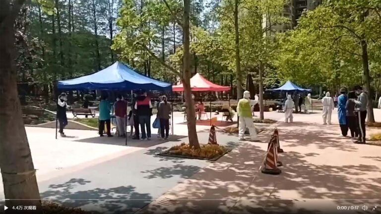 上海市民質問官員：防範區天天做核酸 有貓膩？（視頻）