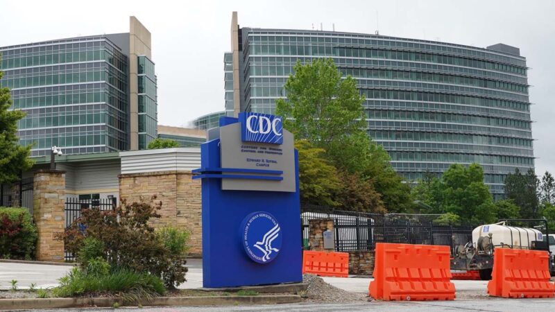 調查：數百名CDC員工未接種COVID-19疫苗