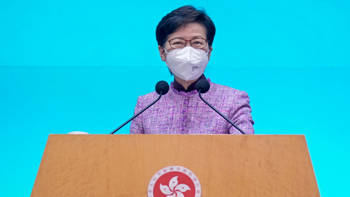 2022年4月4日,香港特首林鄭月娥在記者會上宣布,不會參選下任特首。(VINCENT YU/POOL/AFP via Getty Images)