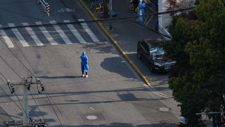 中共封殺自家「國歌」 外國媒體人：多層面的諷刺