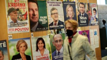 法国大选10日投票 勒庞民调紧追马克龙