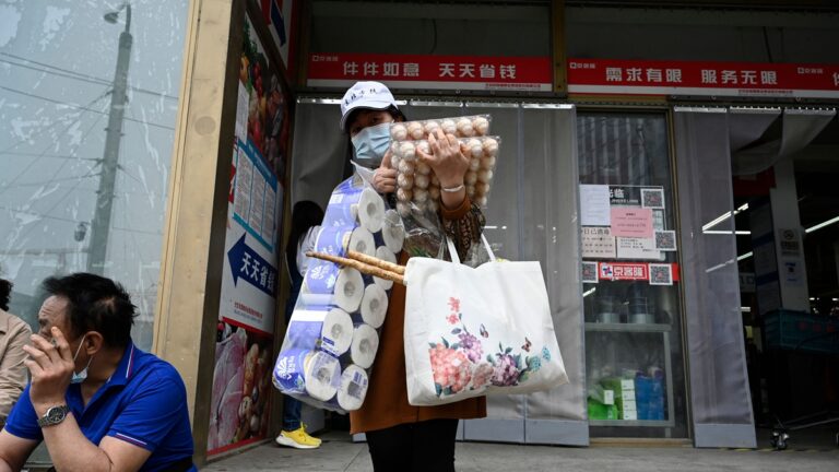 【禁聞】北京疫情急速擴散 民眾恐慌搶囤物資