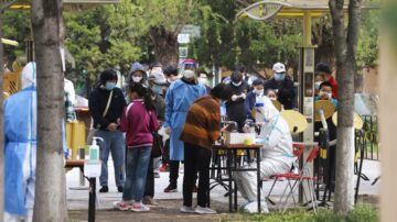 北京四城区延长在家工作 居民心情压抑