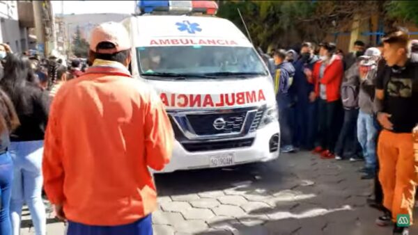 集會引爆催淚瓦斯 玻利維亞校園踩踏釀4死逾70傷