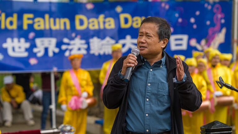 旅英作家讚法輪功是神跡 感恩大法創始人