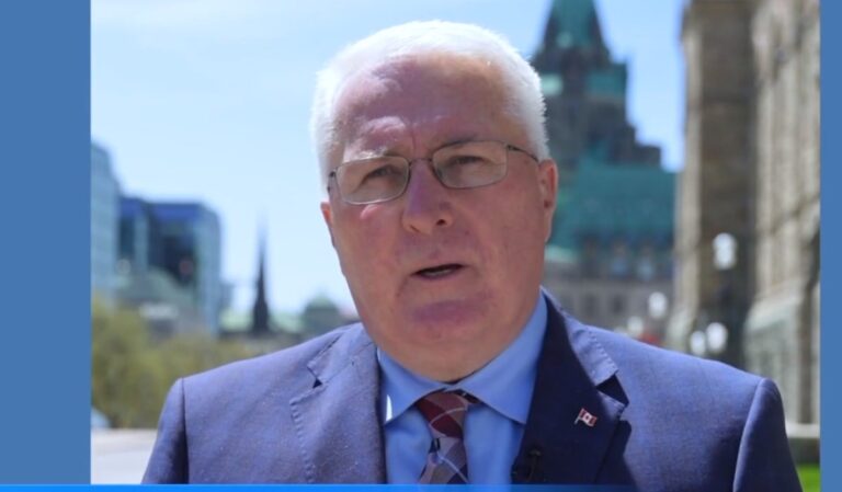 加拿大國會議員John Brassard 恭賀「法輪大法日」