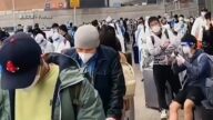 【中國一分鐘】上海分階段解封 逃離人潮一眼望不到頭