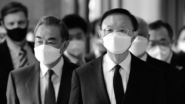 楊威：中共急與美日對話 火藥味濃