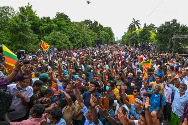 斯里蘭卡在野黨罕見大團結 齊聲要求總統下台