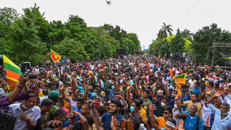 斯里兰卡在野党罕见大团结 齐声要求总统下台