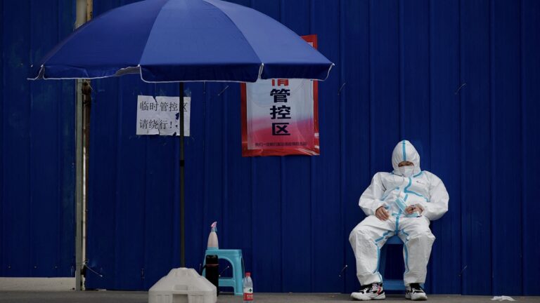 北大教授：封城損失已達18萬億 超武漢疫情10倍