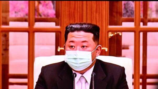 朝鮮已27人染疫死 金正恩戴口罩 宣稱學中共防疫
