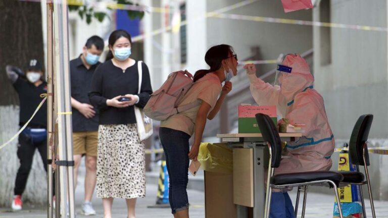 北京離封城一步之遙 社會面感染者有增無減