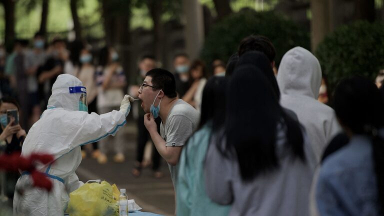 中國多地持續封控 天津抗議聲中下令「全民靜止」