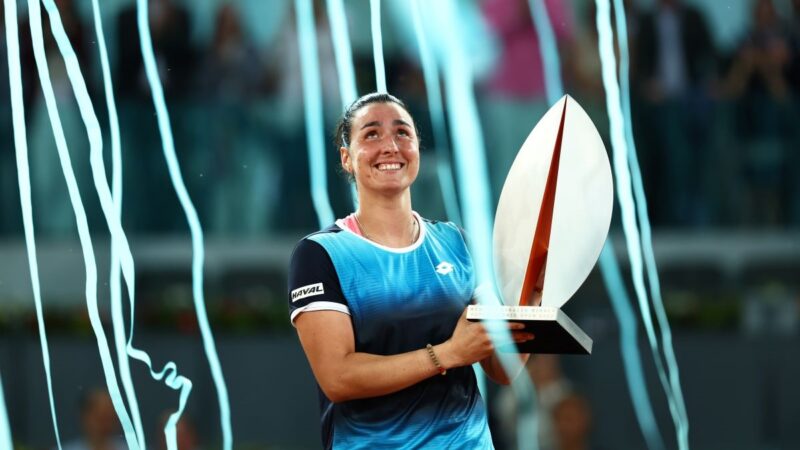 马德里网球赛 突尼斯选手夺女单冠军创历史
