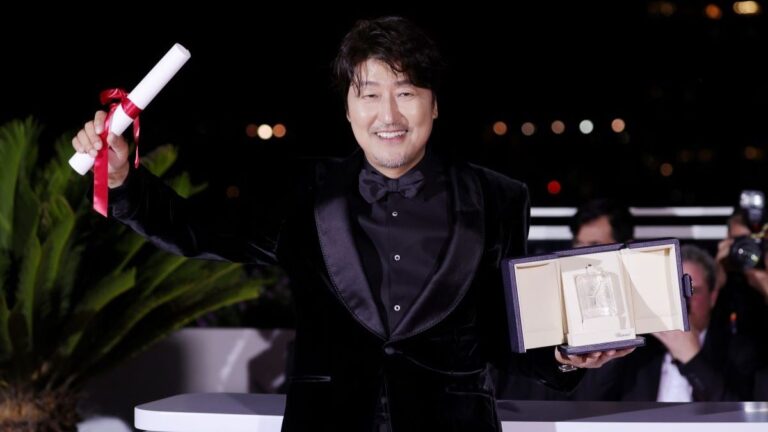 宋康昊戛納影展封帝 朴贊郁抱回最佳導演