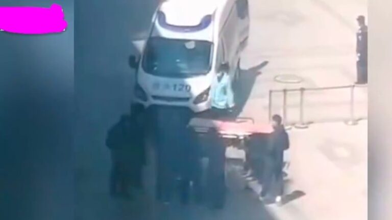 將女教師打至骨裂 內蒙一副校長被停職調查（視頻）