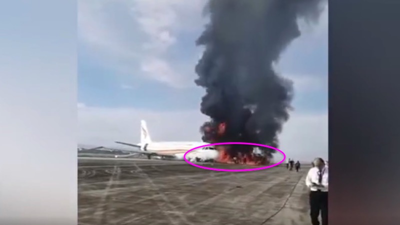 中國客機起火原因曝光 機尾險解體 旅客跳機逃命（視頻）