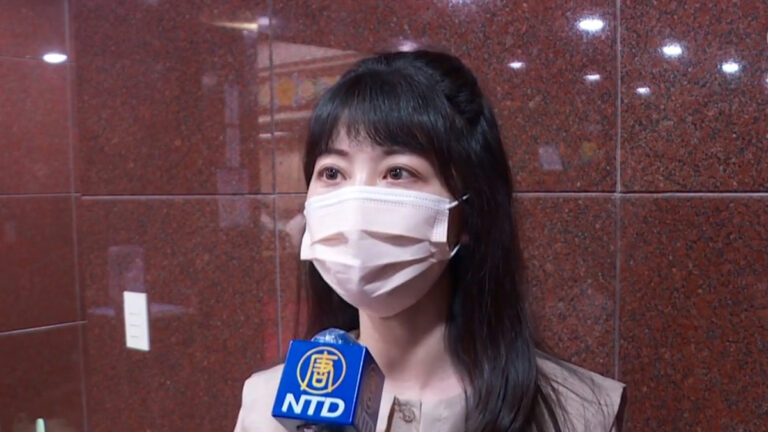 台灣立法委員高嘉瑜 祝賀李洪志老師生日快樂