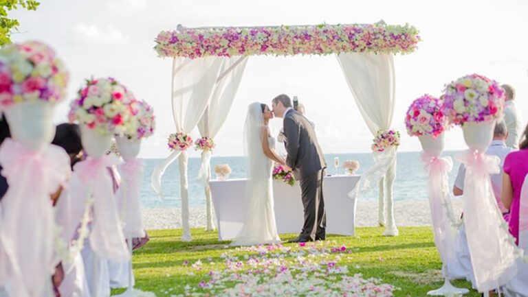 【名家專欄】傳統婚姻確實是最好的選擇