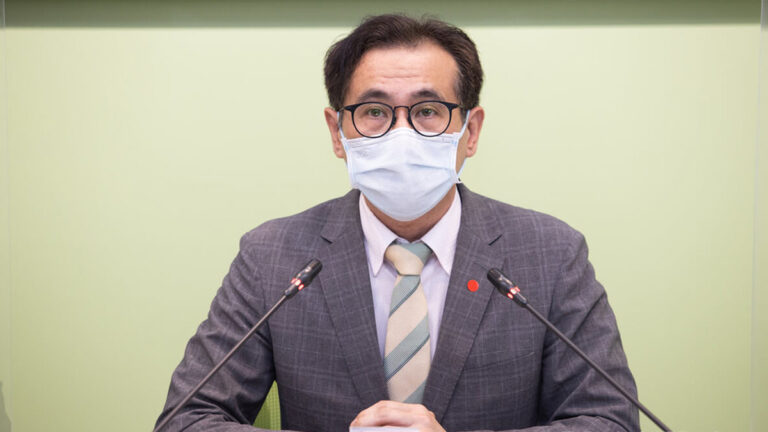 香港教科書改版洗腦 抹黑反送中