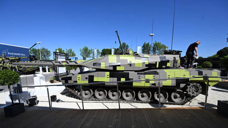 坦克界的老大 德國公布最先進「黑豹」