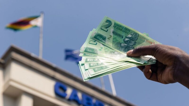 通膨飆升 津巴布韋利率升至200%全球最高