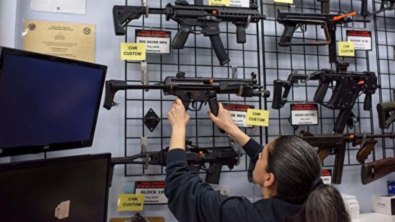 德州校園槍擊案後 槍枝彈藥製造商股價飆升