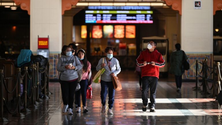 洛縣疫情反覆 6月底或重啟室內口罩令