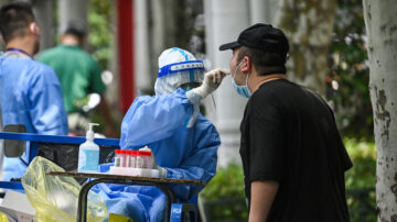 上海常態核酸亂象多：核酸團購、核區房