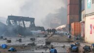 大火引发化学品爆炸 孟加拉吉大港至少49死300伤
