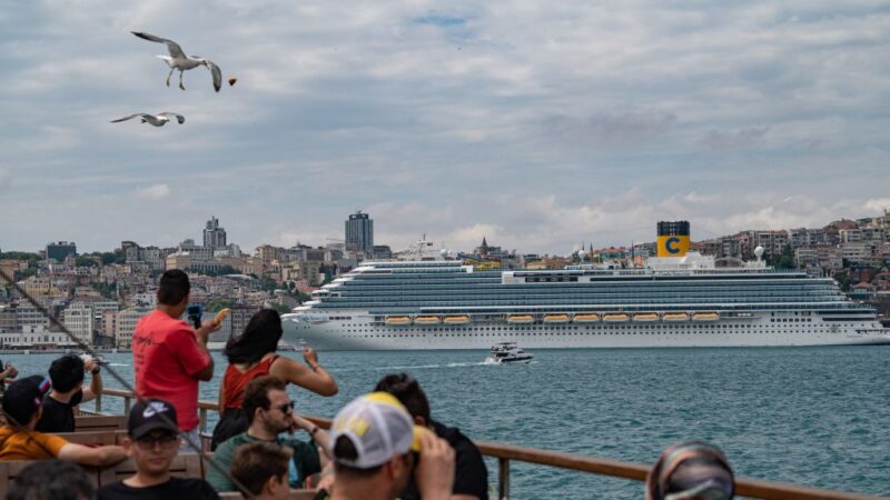 疫情冲击邮轮业 土耳其加拉达港成旅游业门面