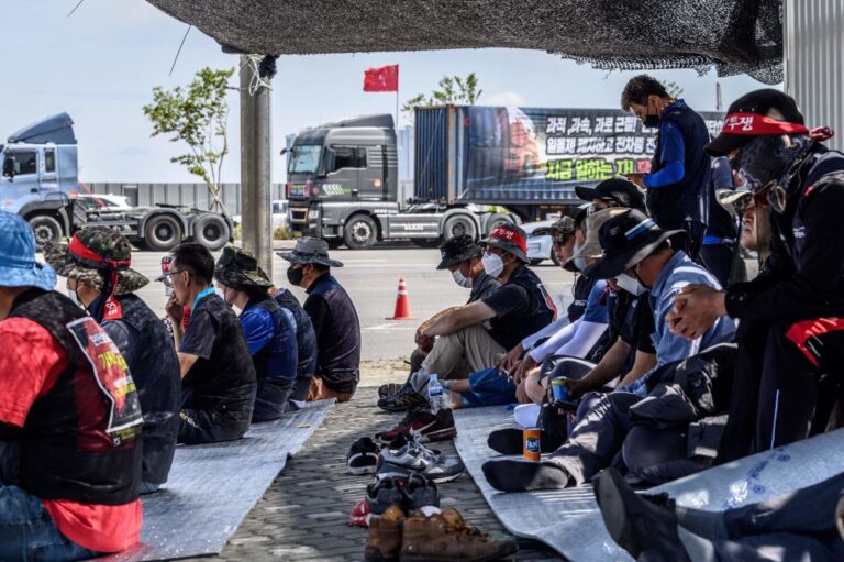 與政府談判達共識 韓國貨車司機8天罷工落幕