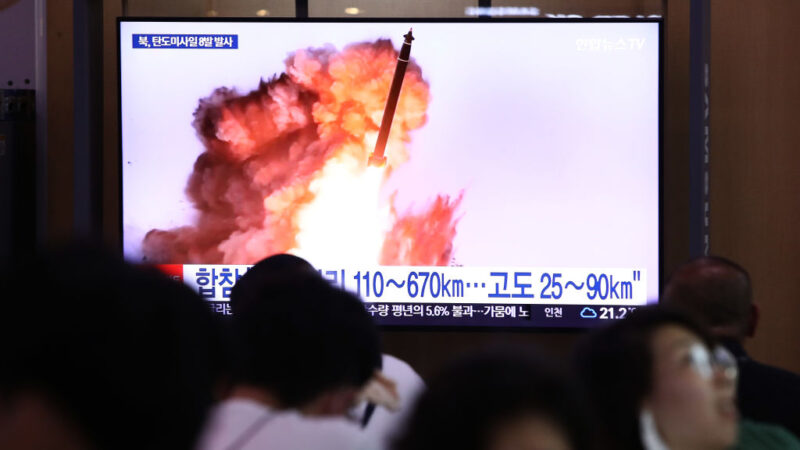 回应朝鲜挑衅 韩美发射8枚飞弹