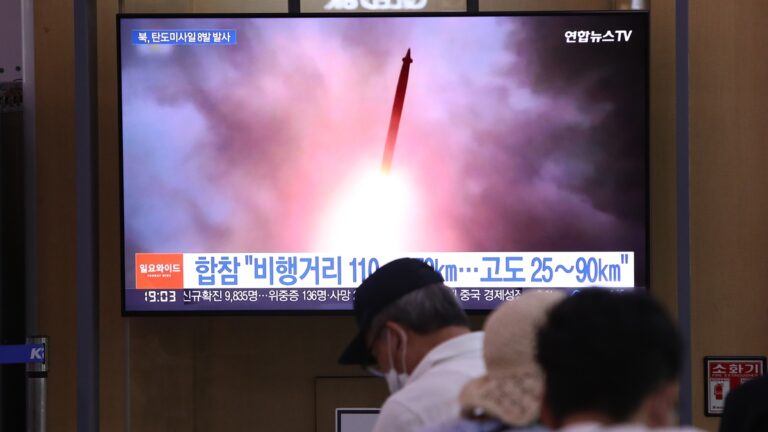朝鮮射8枚導彈國際譴責 尹錫悅：加強韓美聯盟威懾力