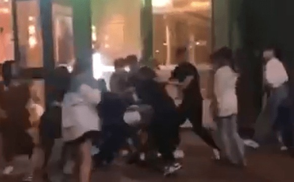 唐山事件后 江西再曝围殴女子事件 14人被抓（视频）