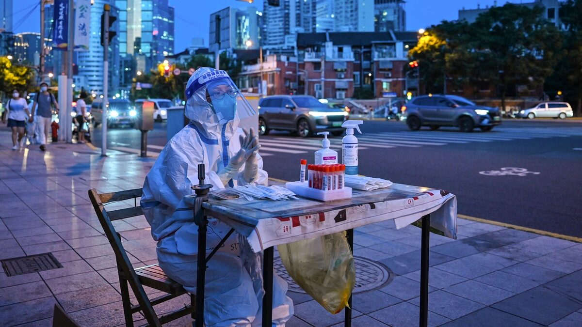 【禁闻】中共清零又酿次生灾难 大白频频中暑