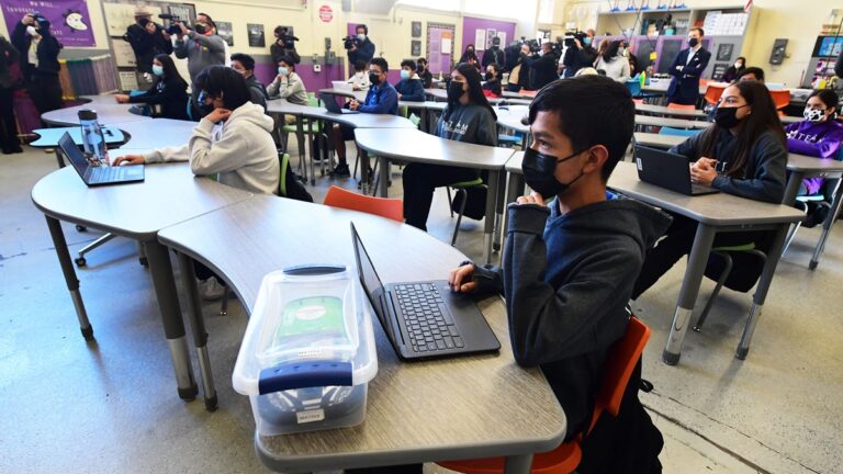 洛聯合學區前一學年 授課證書不全教師達20%