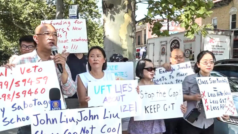 劉醇逸推小班制 紐約家長聯合抗議