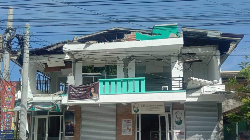 菲律宾北部规模7.1强震 房屋倒塌电力中断(视频)