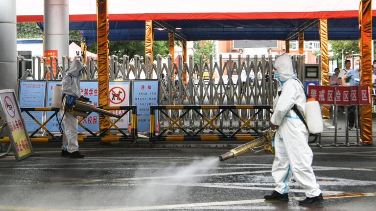 習近平清零「失靈」 一週內10省12城市爆發疫情