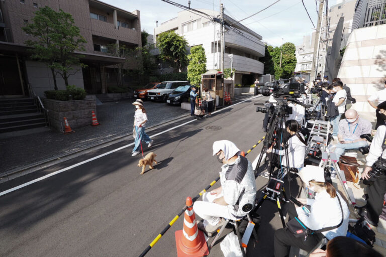安倍晉三遺體約中午抵東京住家 12日舉行葬禮