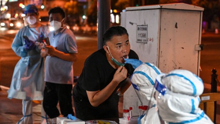 疫情各地肆虐 中共極端防疫或捲土重來