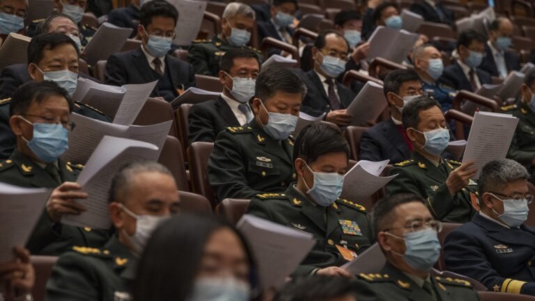 周曉輝：軍中「肅清劉亞洲餘毒」透出的信息